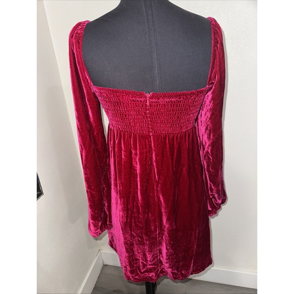 Reformation Chestnut Dress in Rhubarb‎ Size 4 Long Sleeve - Picture 6 of 10